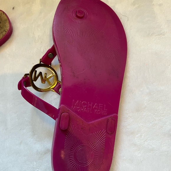 Michael Kors Fuchsia Cork Flip Flops, size 6.5 - Picture 3 of 3